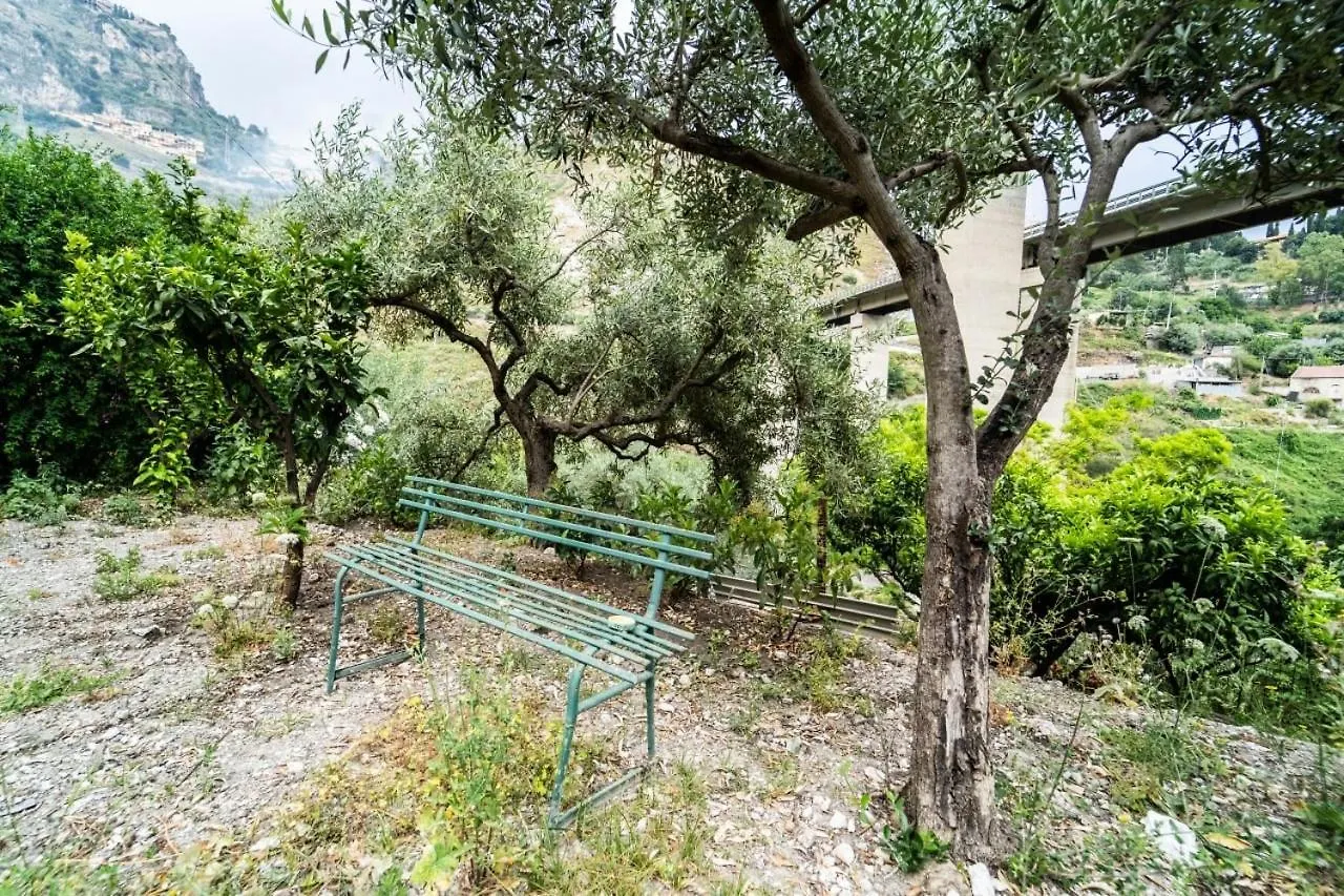 Villetta La Pietra Taormine Hébergement de vacances